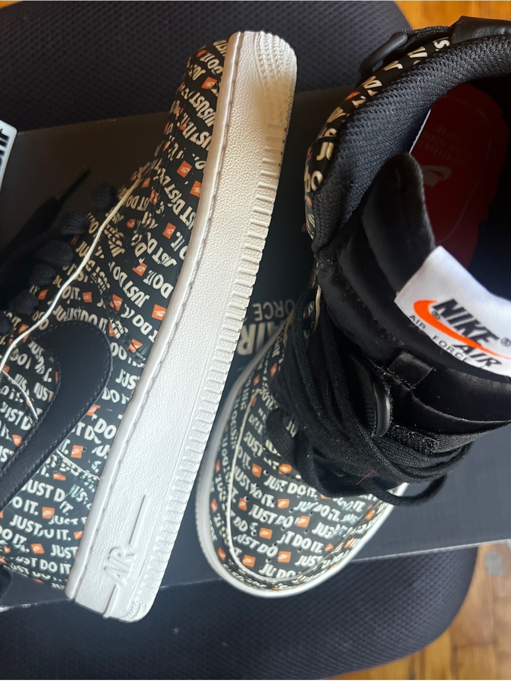 Nike Air Force 1 High Top Lace-Up Sneaker All-Over "Just Do It" Black/White